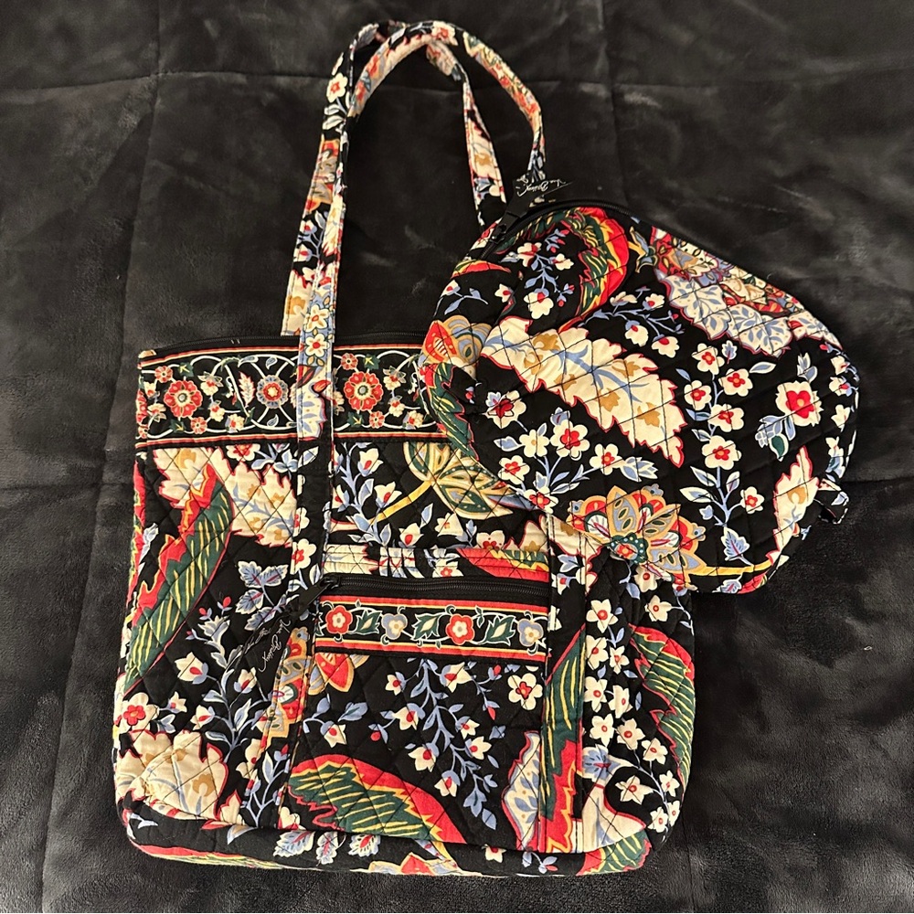 EYC Vera Bradley tote and makeup bag set black quilted floral